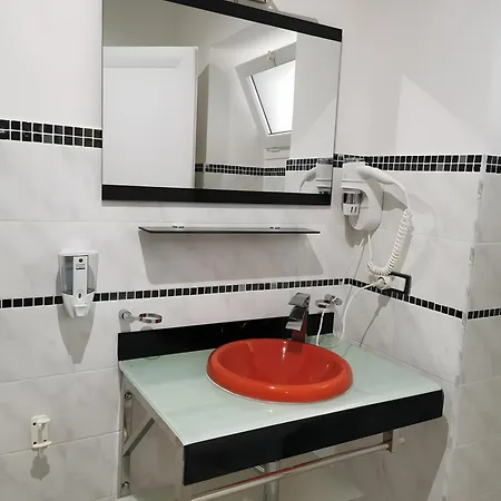 Rimalusa Bnb Bed & Breakfast 3*